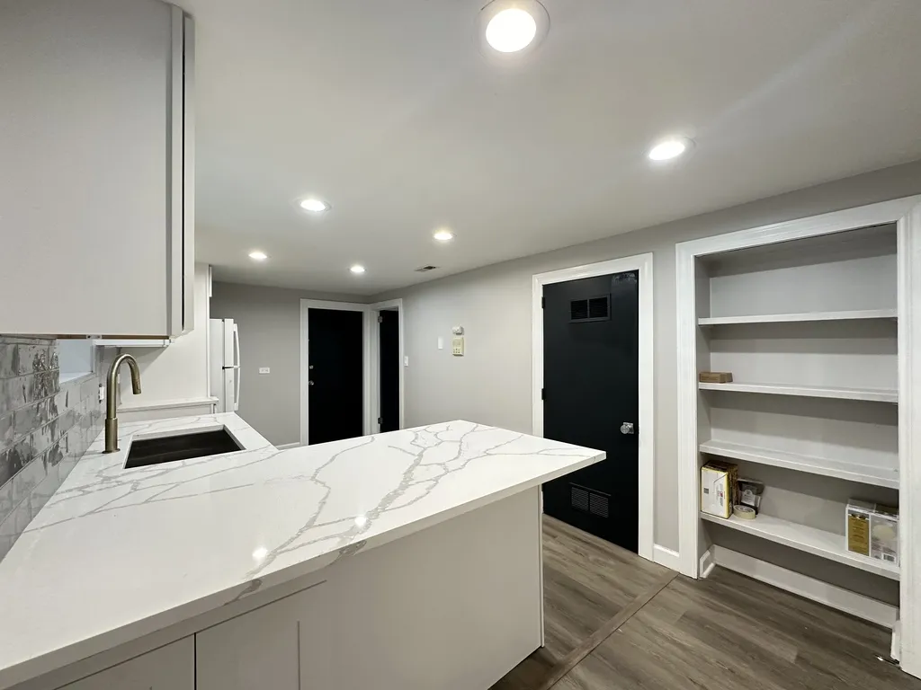 2617 W Rascher Ave, , 60625, USA 60625-unit#GDN-Chicago-IL