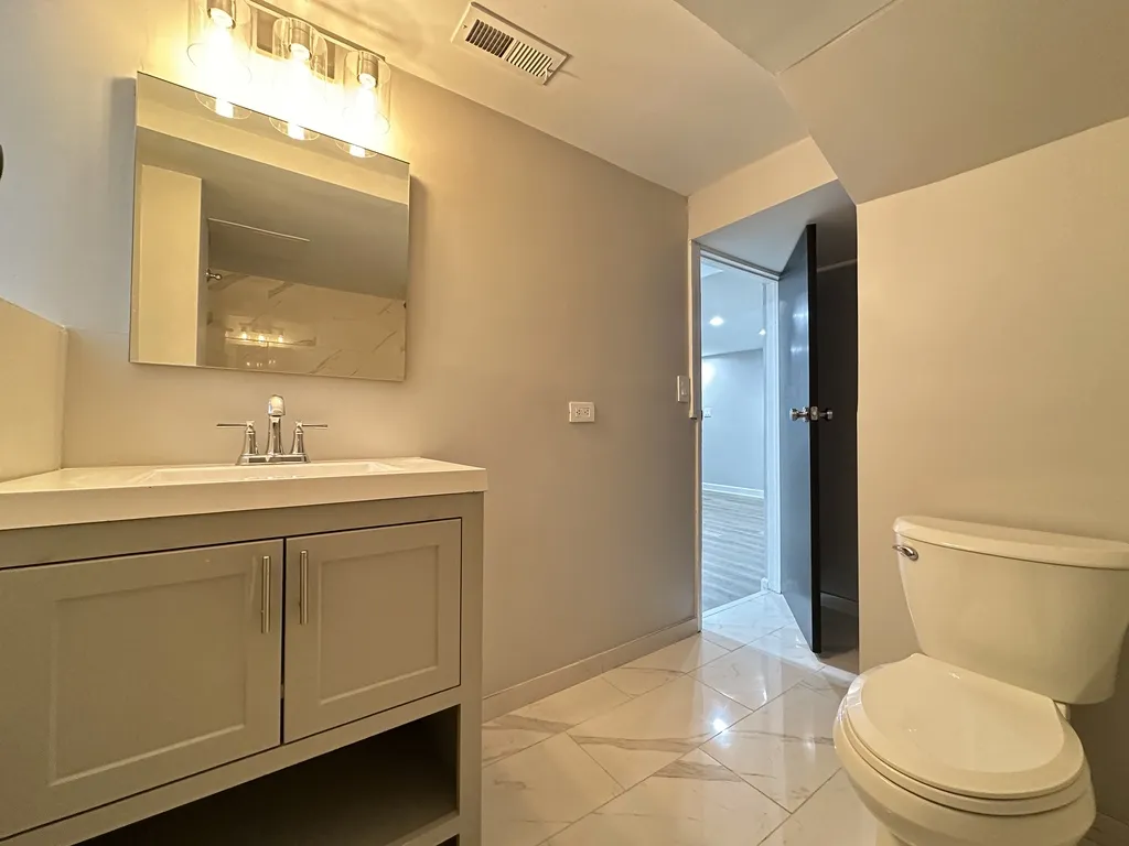 2617 W Rascher Ave, , 60625, USA 60625-unit#GDN-Chicago-IL