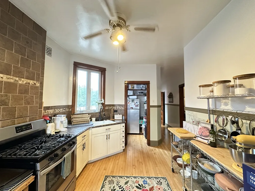 3242 N Racine Ave, ,  60657, USA 60657-unit#3-Chicago-IL