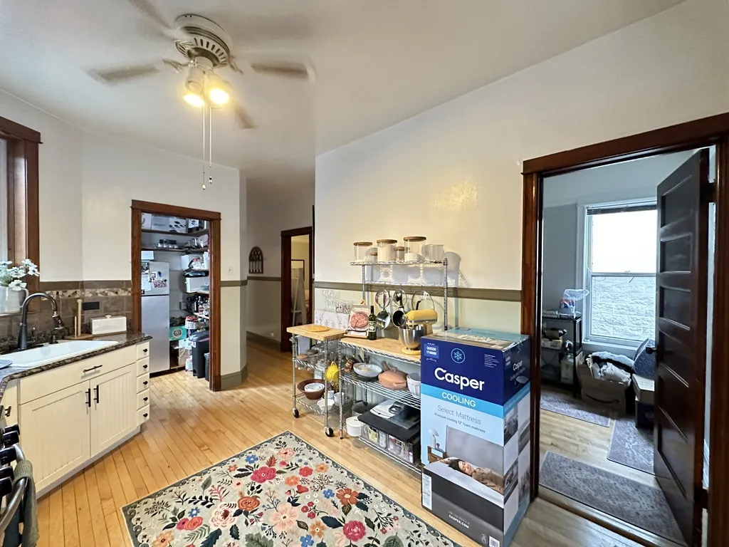 3242 N Racine Ave, ,  60657, USA 60657-unit#3-Chicago-IL