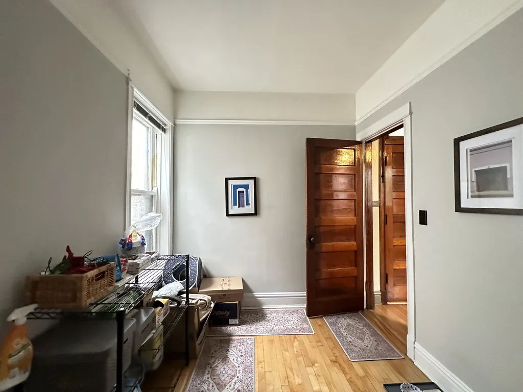 3242 N Racine Ave, ,  60657, USA 60657-unit#3-Chicago-IL