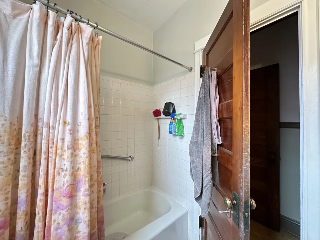 3242 N Racine Ave, ,  60657, USA 60657-unit#3-Chicago-IL