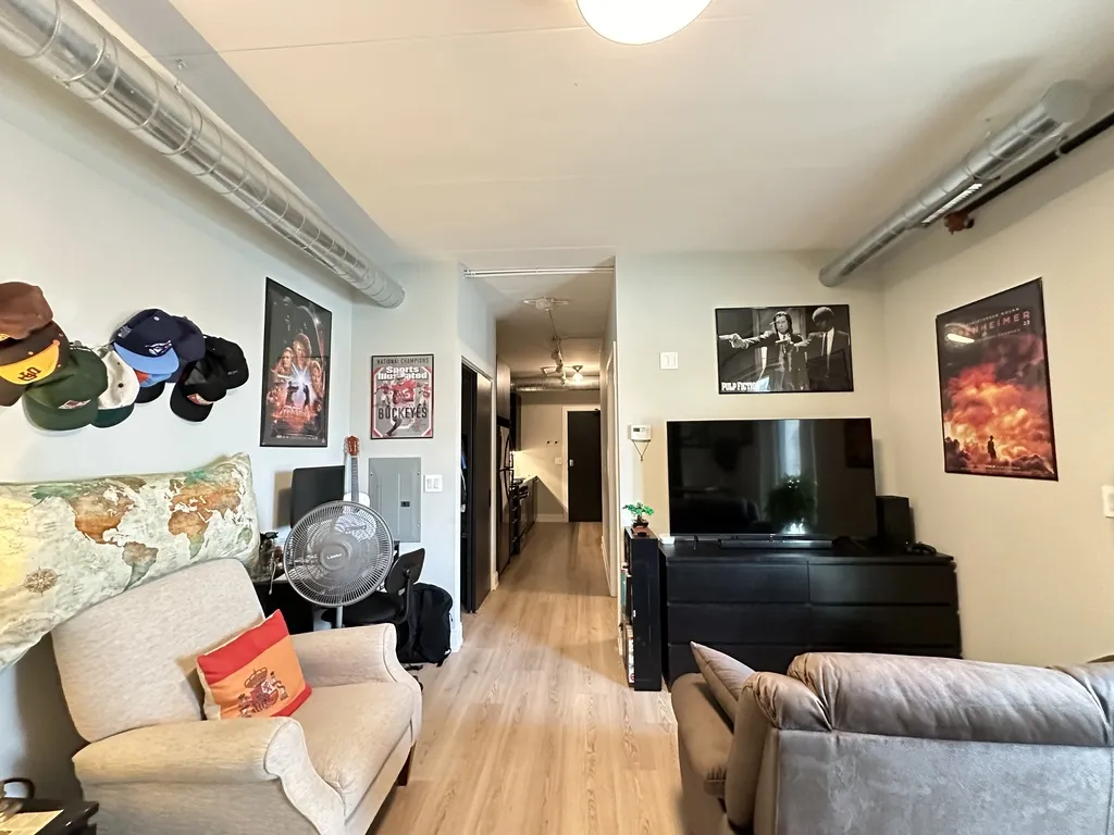 941 W Belmont Ave, , 60657, USA 60657-unit#406-Chicago-IL
