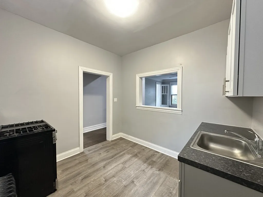 1214 W Rosemont Ave, ,  60660, USA 60660-unit#3-Chicago-IL