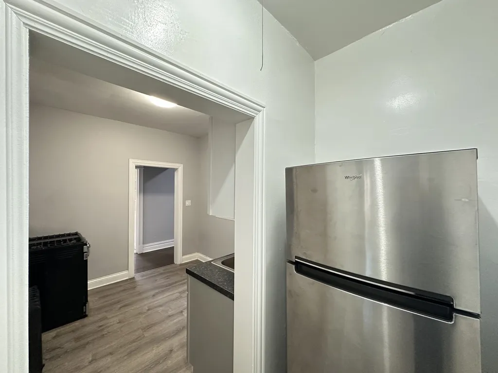 1214 W Rosemont Ave, ,  60660, USA 60660-unit#3-Chicago-IL