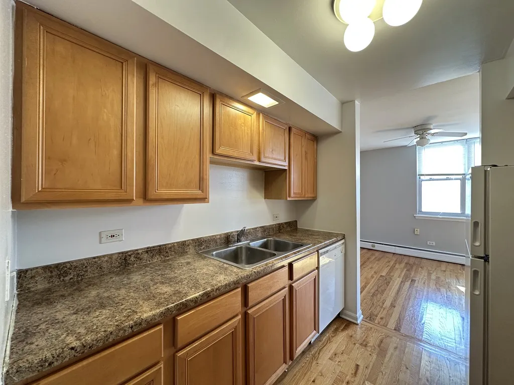 6415 N Sheridan Rd, ,  60626, USA 60626-unit#607-Chicago-IL