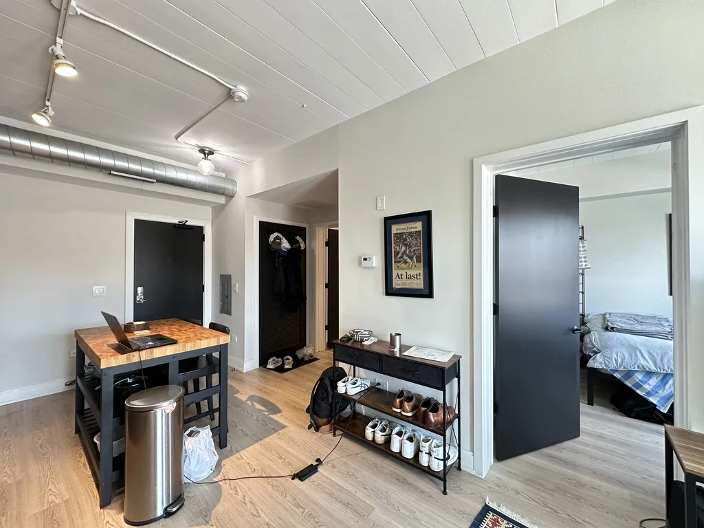 941 W Belmont Ave, ,  60657, USA 60657-unit#603-Chicago-IL