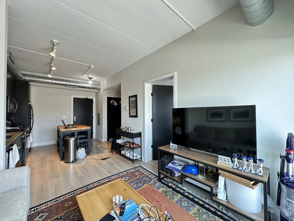 941 W Belmont Ave, ,  60657, USA 60657-unit#603-Chicago-IL