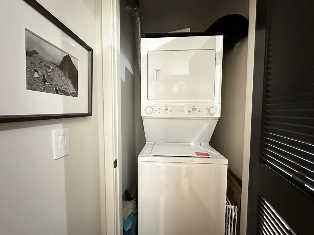 941 W Belmont Ave, ,  60657, USA 60657-unit#603-Chicago-IL