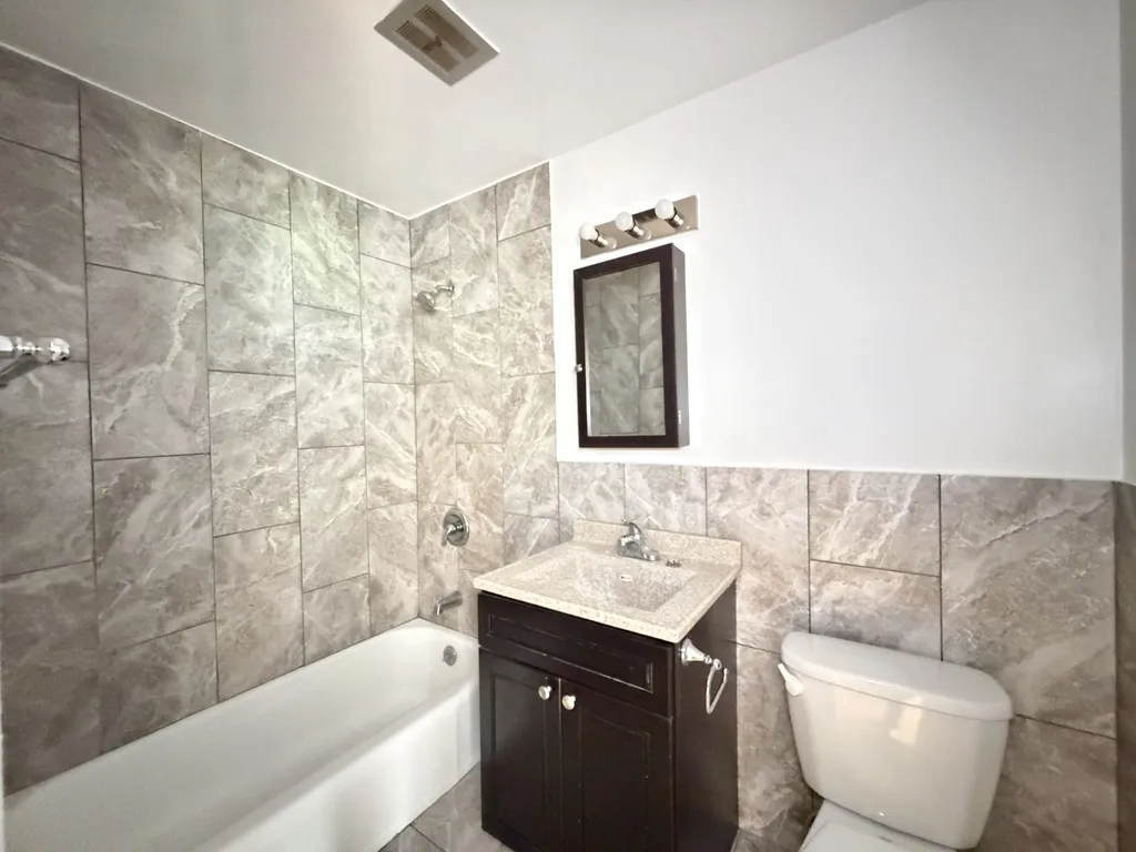 8500 Waukegan Rd, Morton Grove, 60053, USA 60053-unit#12-Chicago-IL