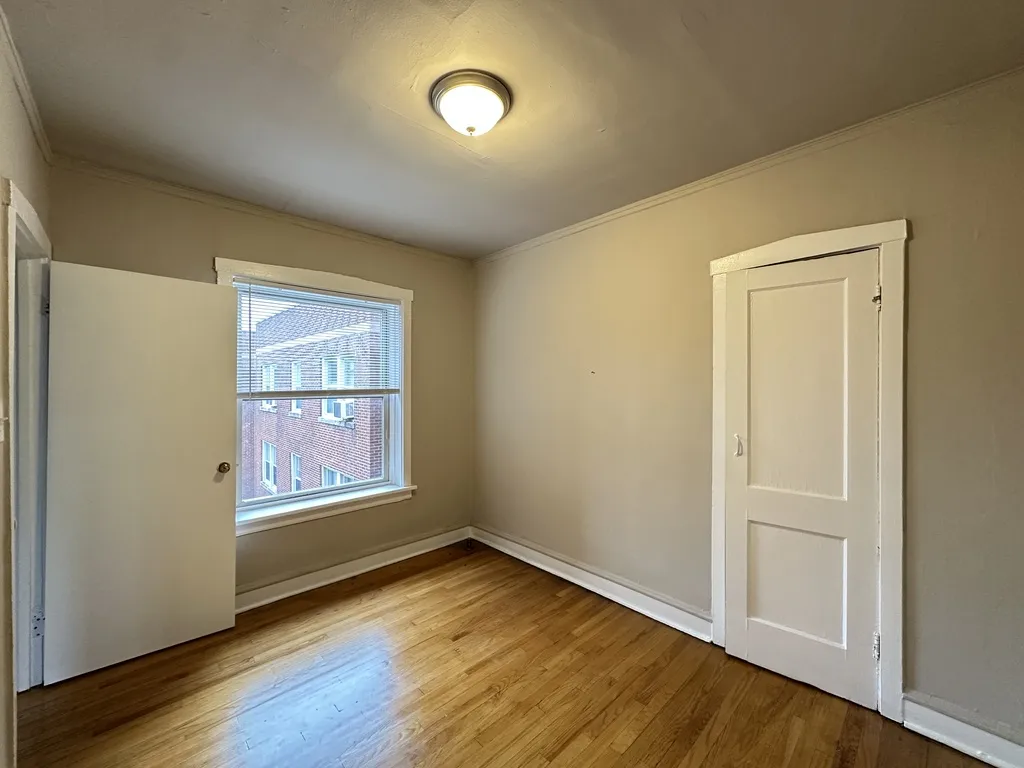 4031 W Melrose St, , 60641, USA 60641-unit#3S-Chicago-IL