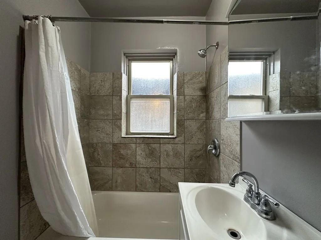 4031 W Melrose St, , 60641, USA 60641-unit#3S-Chicago-IL