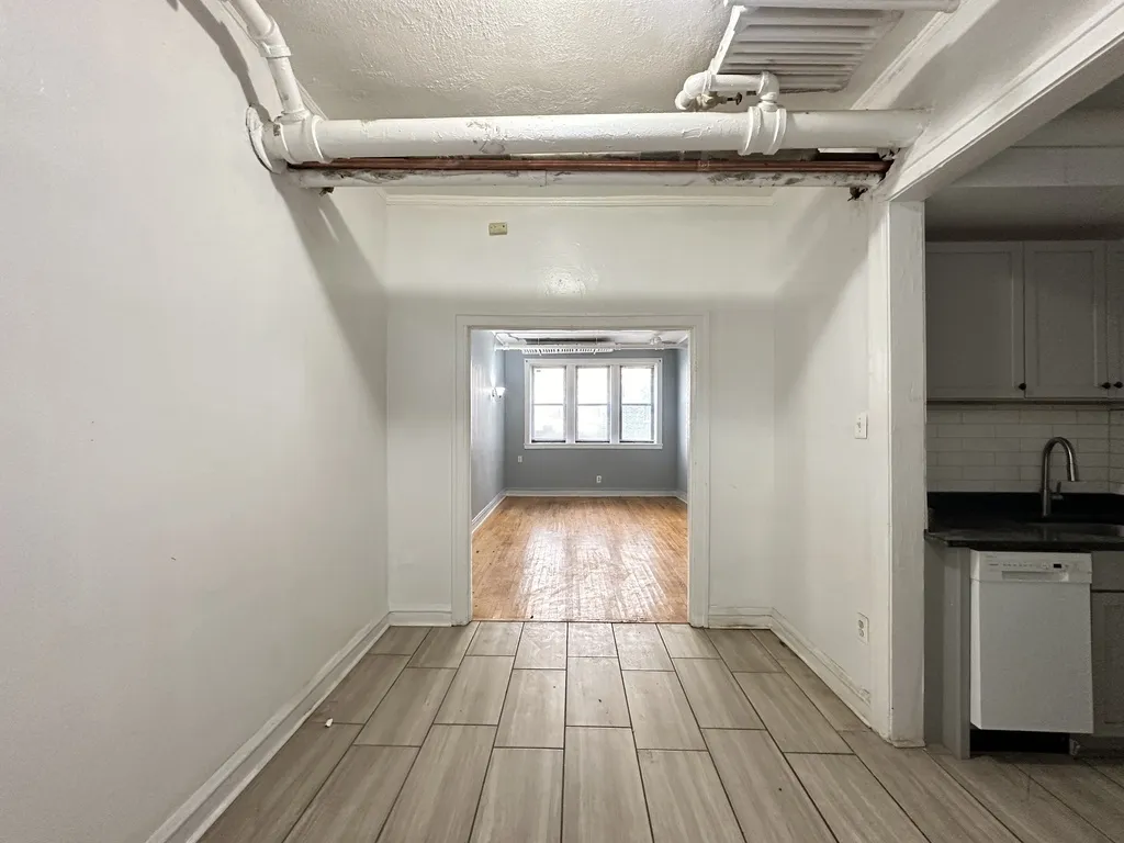 1321 W Estes Ave, ,  60626, USA 60626-unit#49-Chicago-IL