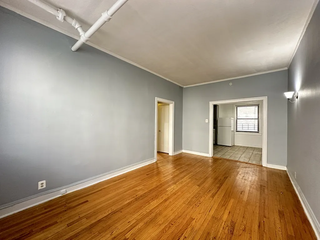 1321 W Estes Ave, ,  60626, USA 60626-unit#49-Chicago-IL