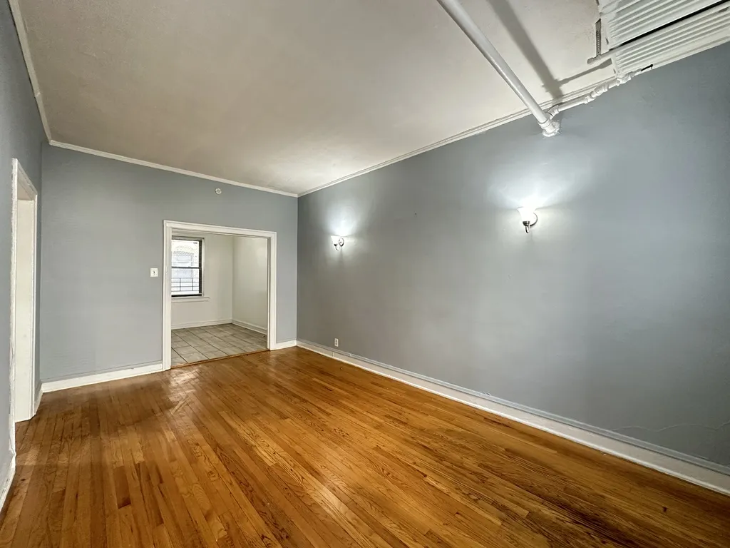 1321 W Estes Ave, ,  60626, USA 60626-unit#49-Chicago-IL