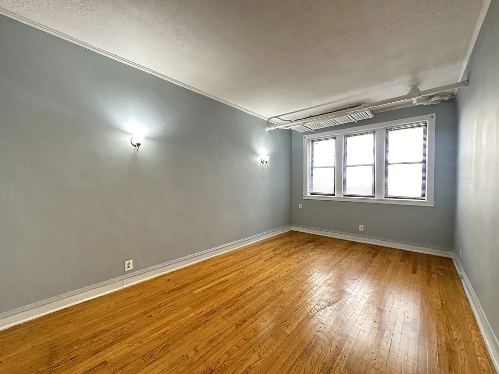 1321 W Estes Ave, ,  60626, USA 60626-unit#49-Chicago-IL