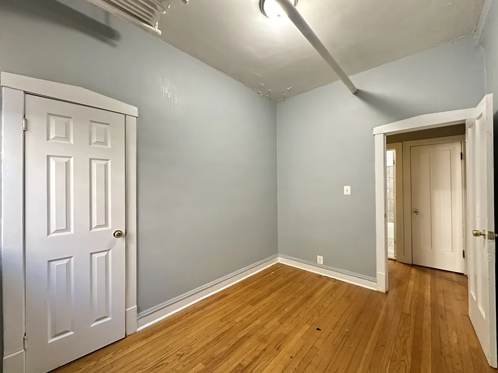 1321 W Estes Ave, ,  60626, USA 60626-unit#49-Chicago-IL