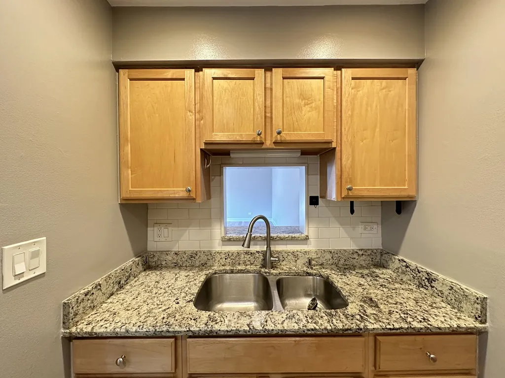 663 W Grace St, , 60613, USA 60613-unit#504-Chicago-IL