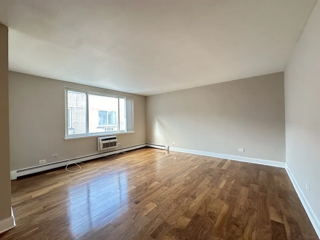 663 W Grace St, , 60613, USA 60613-unit#504-Chicago-IL
