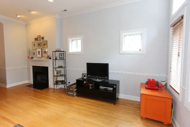 5349 N Kenmore Ave, ,  60640, USA 60640-unit#2S-Chicago-IL