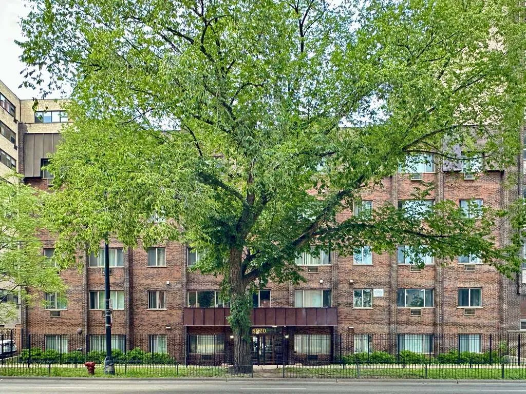 5820 N Sheridan Rd, , 60660, USA 60660-unit#206-Chicago-IL