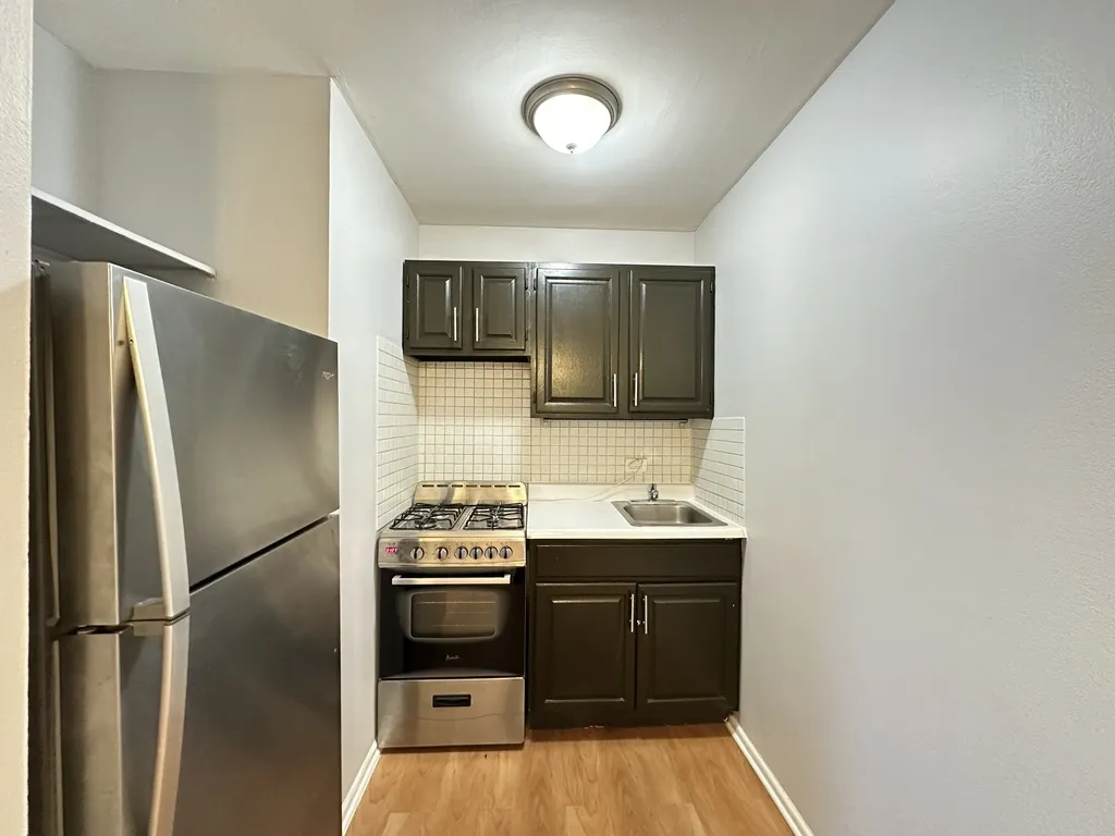 4610 N Dover St, ,  60640, USA 60640-unit#2H-Chicago-IL