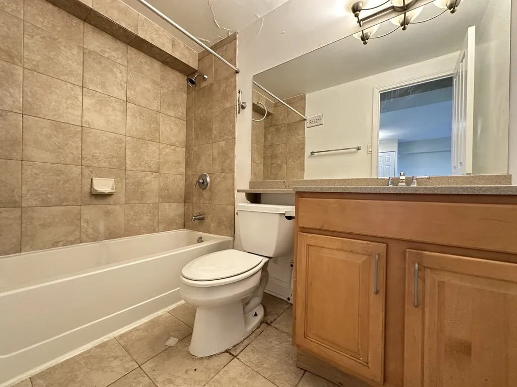 4180 N Marine Dr, ,  60613, USA 60613-unit#1007-Chicago-IL