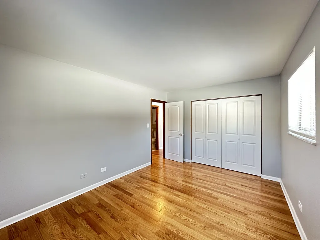 1653 Oakwood Ave, Des Plaines,  60016, USA 60016-unit#1A-Chicago-IL