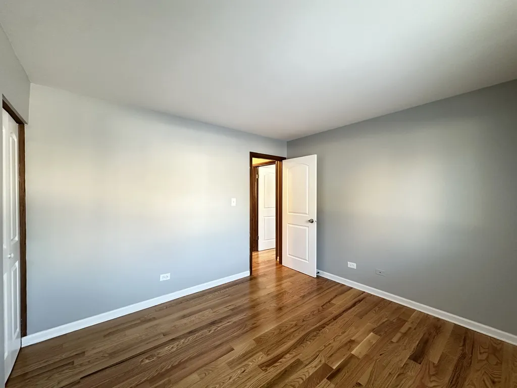 1653 Oakwood Ave, Des Plaines,  60016, USA 60016-unit#1A-Chicago-IL