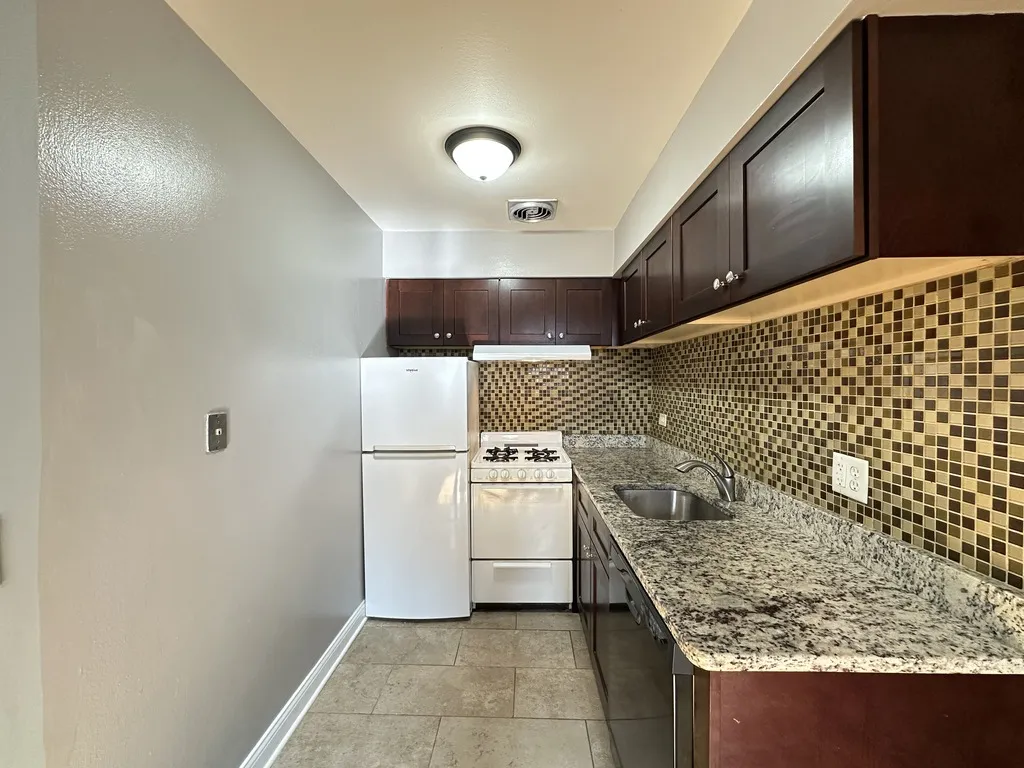 5820 N Sheridan Rd, ,  60660, USA 60660-unit#405-Chicago-IL