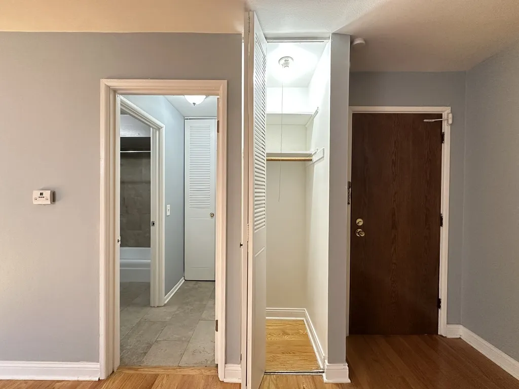 5820 N Sheridan Rd, ,  60660, USA 60660-unit#405-Chicago-IL