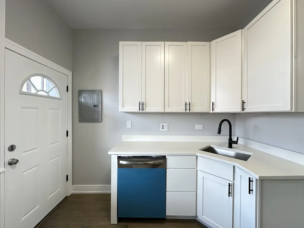 3834 N Wilton Ave, ,  60613, USA 60613-unit#3-Chicago-IL