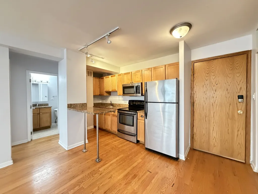 4180 N Marine Dr, , 60613, USA 60613-unit#601-Chicago-IL