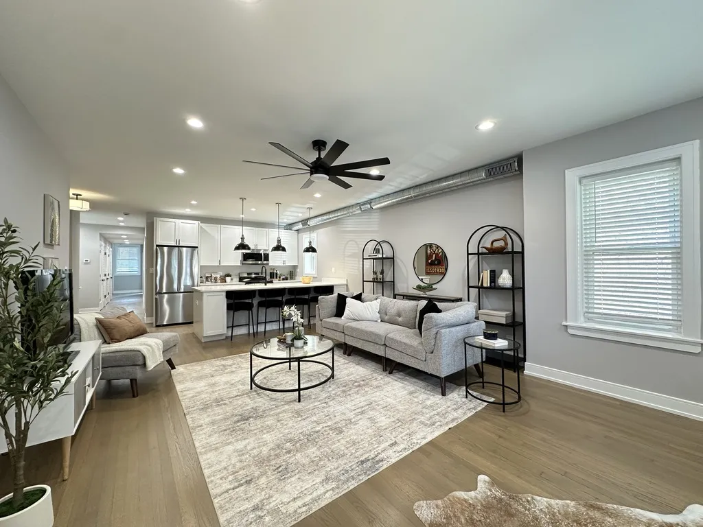 2641 W Carmen Ave, , 60625, USA 60625-unit#1-Chicago-IL