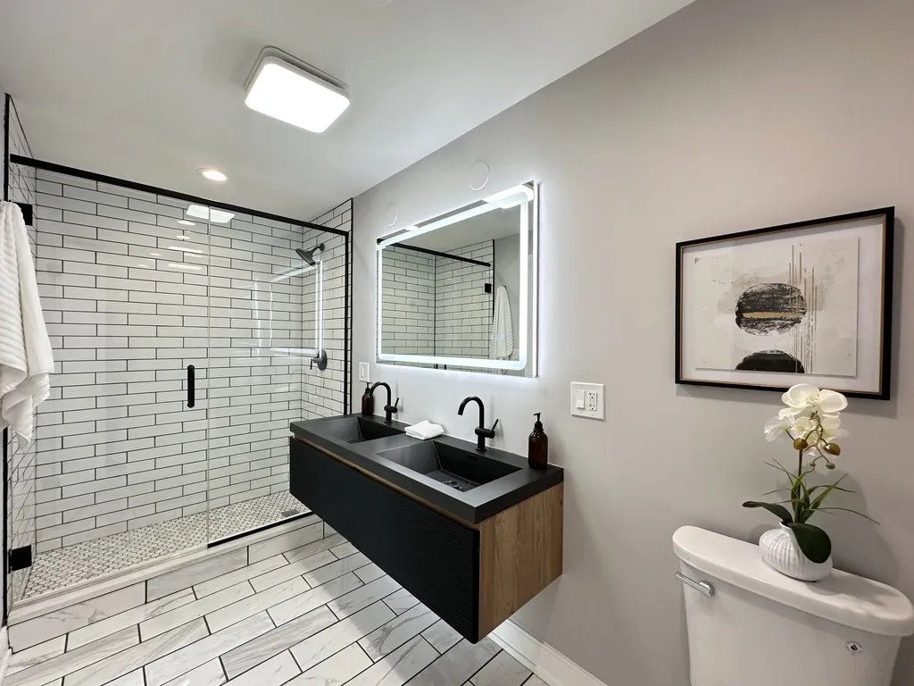 2641 W Carmen Ave, , 60625, USA 60625-unit#1-Chicago-IL