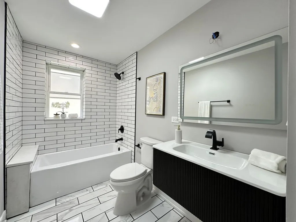 2641 W Carmen Ave, , 60625, USA 60625-unit#1-Chicago-IL