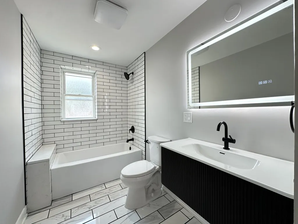 2641 W Carmen Ave, ,  60625, USA 60625-unit#3-Chicago-IL