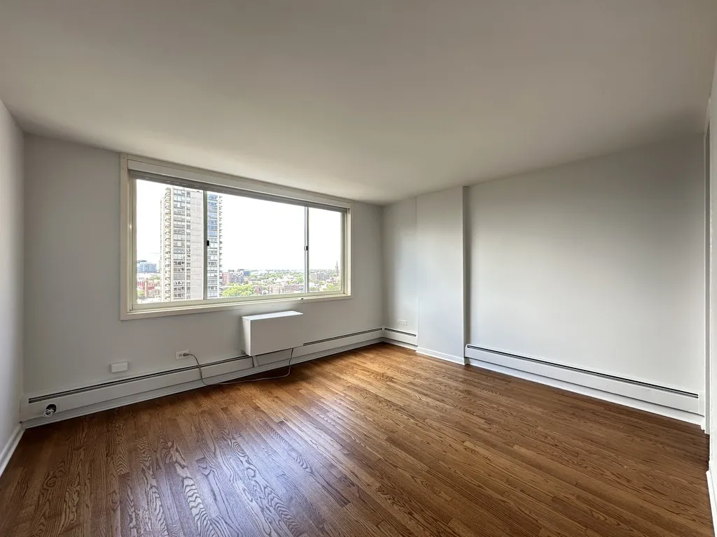 1344 N Dearborn St, ,  60610, USA 60610-unit#17G-Chicago-IL