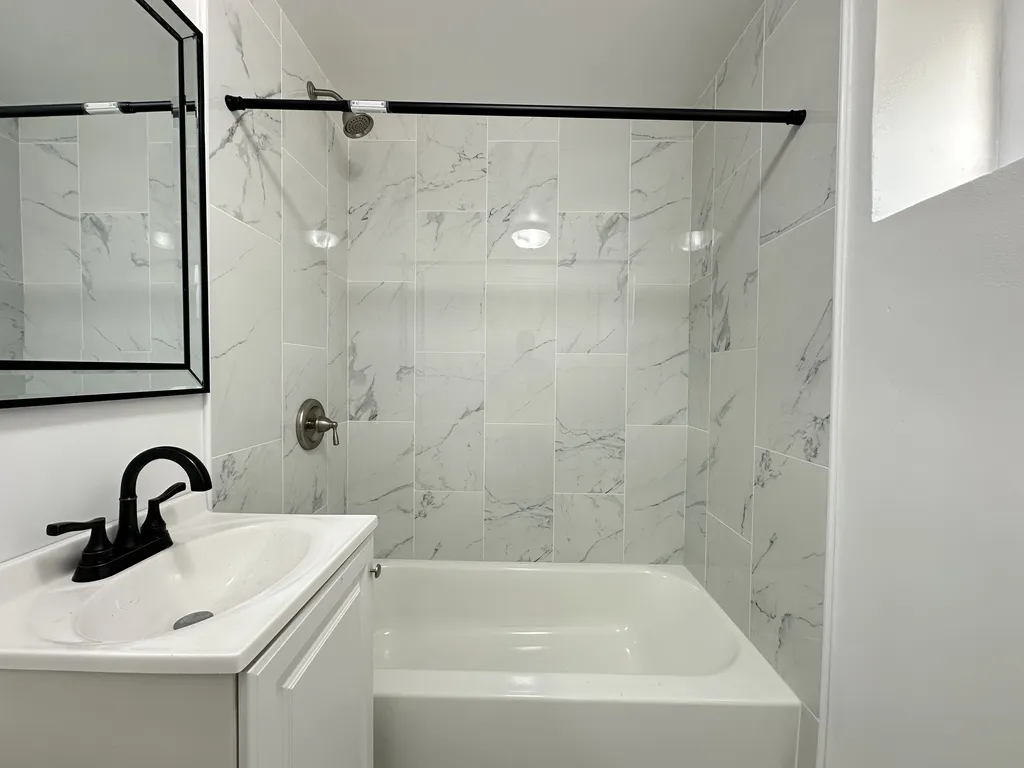 2754 W North Shore Ave, ,  60645, USA 60645-unit#GS-Chicago-IL
