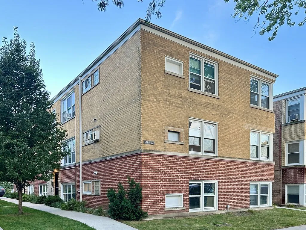 6705 N California Ave, , 60645, USA 60645-unit#1N-Chicago-IL