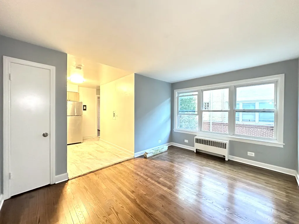 6705 N California Ave, ,  60645, USA 60645-unit#1N-Chicago-IL