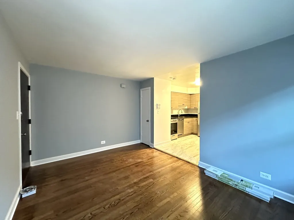 6705 N California Ave, ,  60645, USA 60645-unit#1N-Chicago-IL