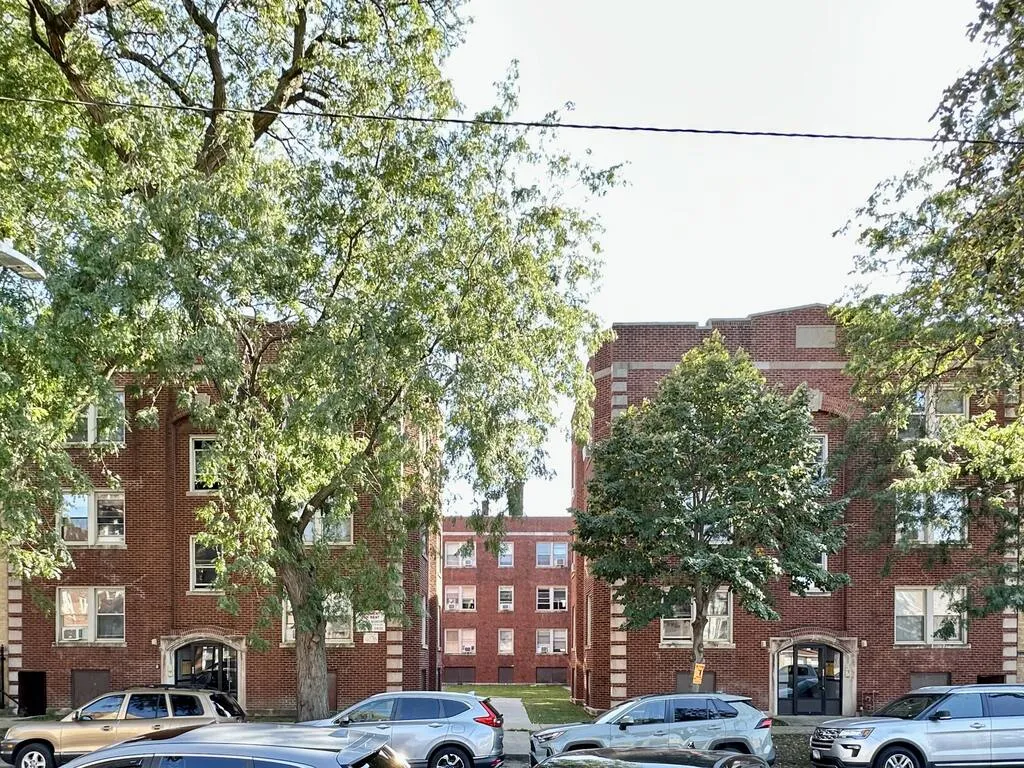 4029 W Melrose St, , 60641, USA 60641-unit#2E-Chicago-IL