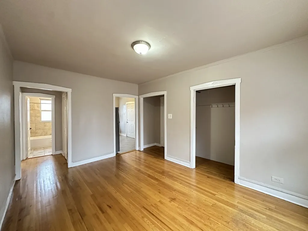 4029 W Melrose St, ,  60641, USA 60641-unit#2E-Chicago-IL