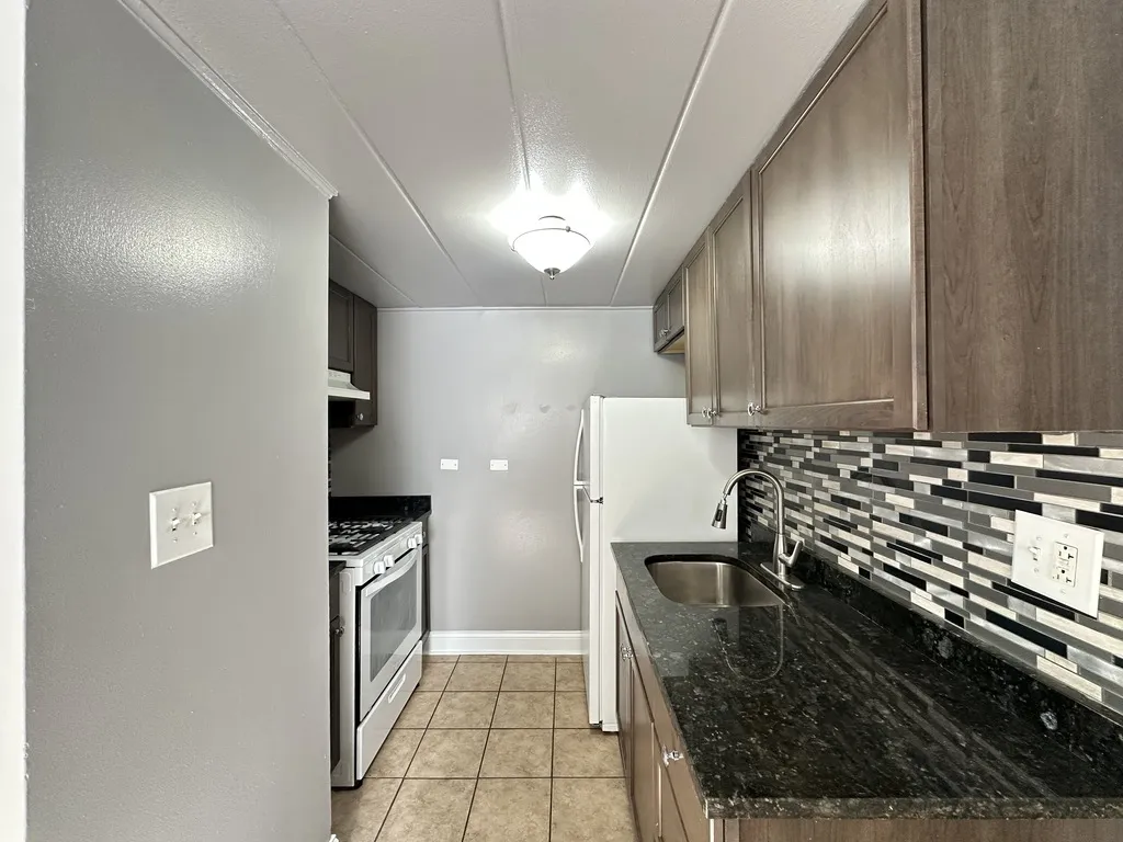 3810 25th Ave, Schiller Park,  60176, USA 60176-unit#2-Chicago-IL