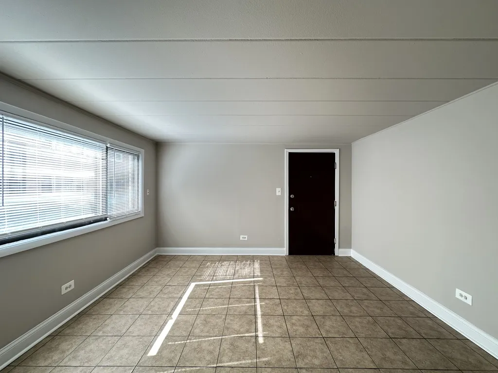 3810 25th Ave, Schiller Park,  60176, USA 60176-unit#2-Chicago-IL