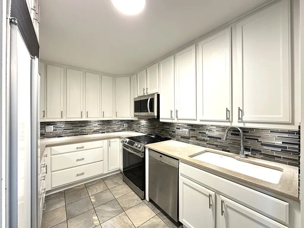 1344 N Dearborn St, , 60610, USA 60610-unit#18K-Chicago-IL