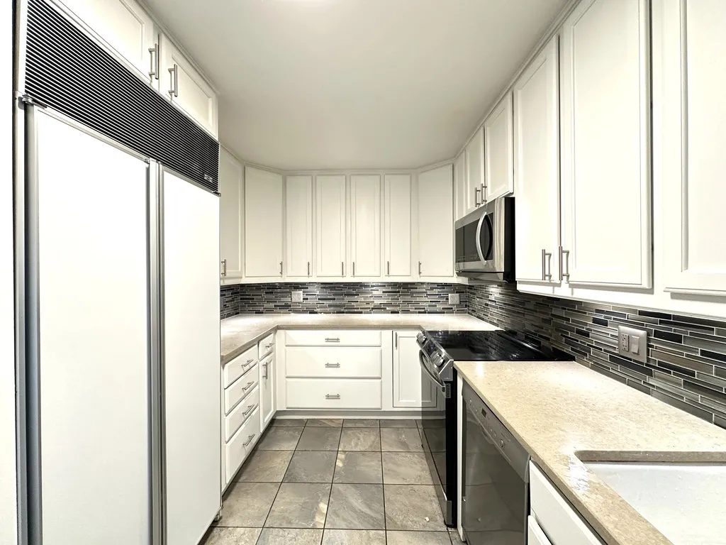 1344 N Dearborn St, , 60610, USA 60610-unit#18K-Chicago-IL