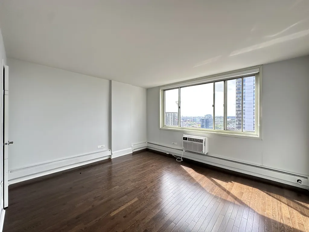 1344 N Dearborn St, , 60610, USA 60610-unit#18K-Chicago-IL