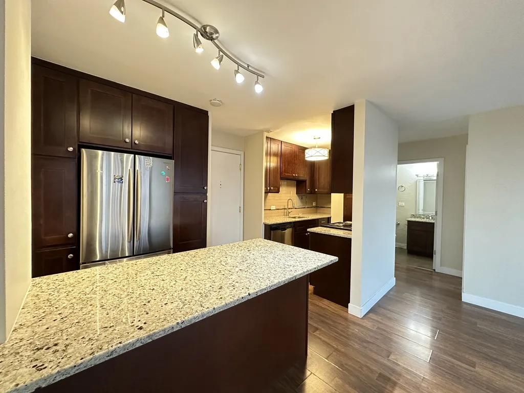 4180 N Marine Dr, , 60613, USA 60613-unit#1610-Chicago-IL